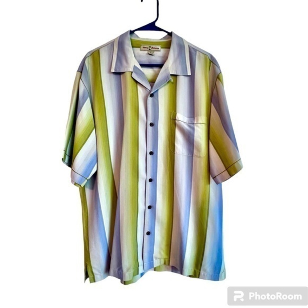 Tommy Bahama Camp Shirt Yellow/Blue
Striped 100% Silk Button Front Men’s L,‎ EUC